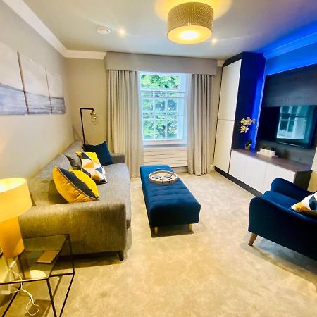 10 Bootham House - Luxury City Centre Apartment With Free Parking For One Car York Kültér fotó