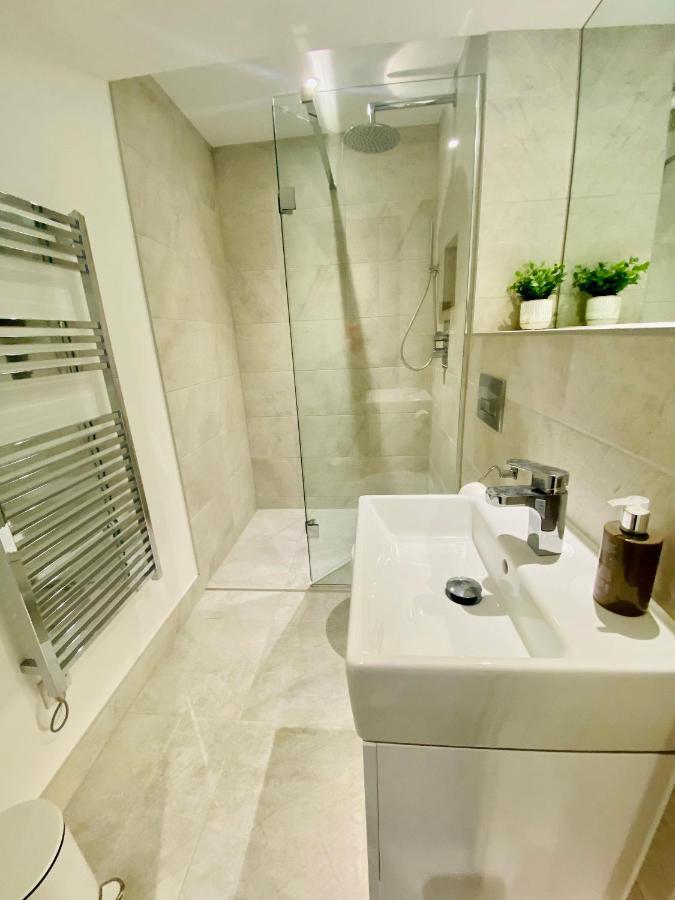 10 Bootham House - Luxury City Centre Apartment With Free Parking For One Car York Kültér fotó